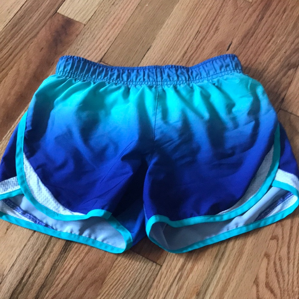 Blue ombré old navy shorts !